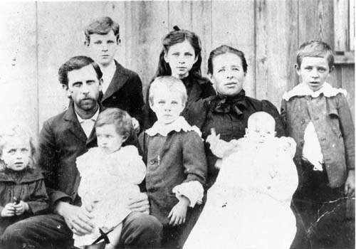 The Oliver Perry Roberts Anderson Family 