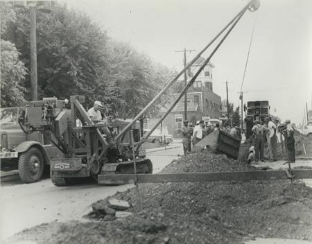 Madisonville's First Sewer Line being Installed