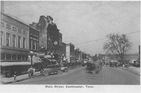 Main Street in Sweetwater, Tennessee