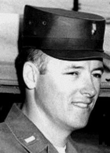 Jere Cox ini military uniform from obit