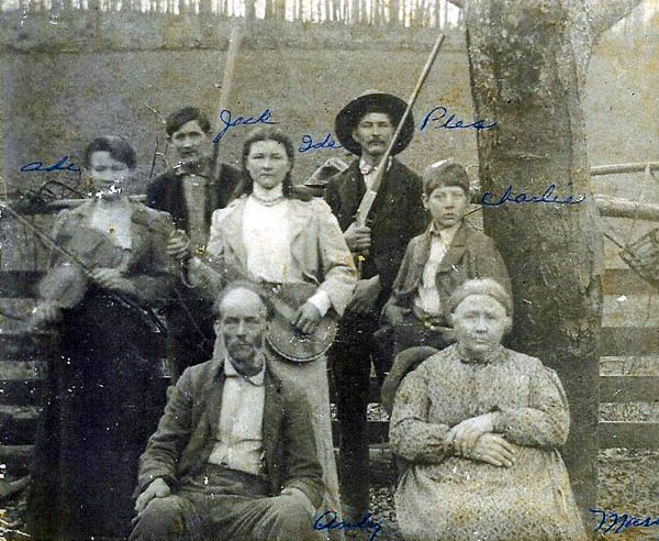 Andrew & Mary Elizabeth Hightower Lynn with Children