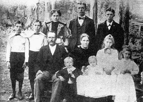 Rufus Smith  & Amanda Presley Mills & Family