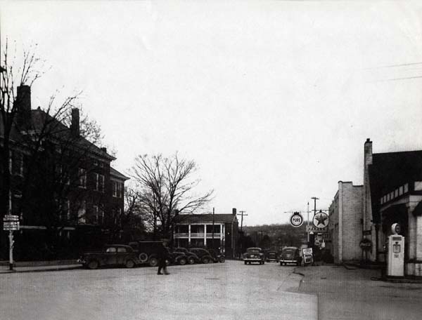 Looking East on Warren Street, Madisonville, TN
