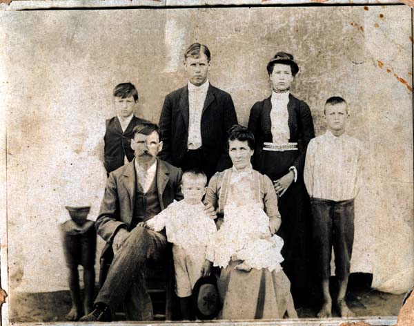 Unknown Family Photo