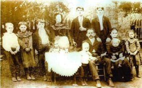 Willis and Lainie Champion family